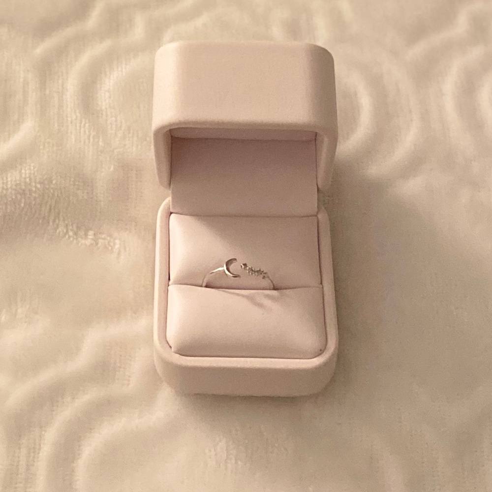 NEW Moon & Star Ring